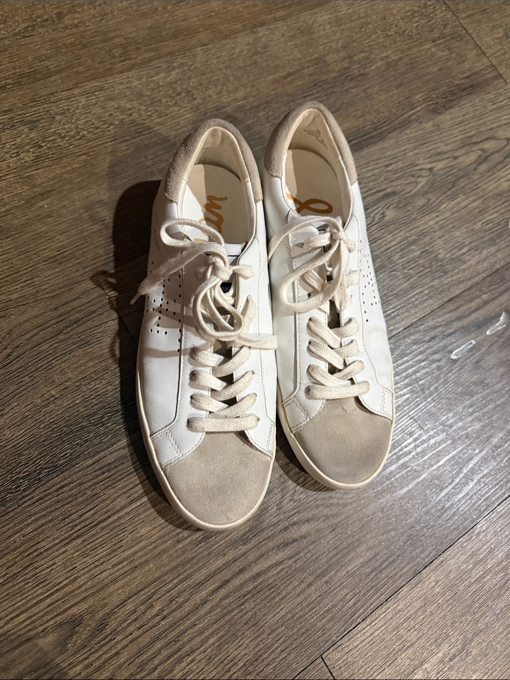 Sam Edelman White and Beige Low-Top Leather Sneakers